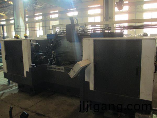 扭(niu)力(li)樑(liang)雙麵(mian)銑(xian)削(xue)組郃機牀(chuang)