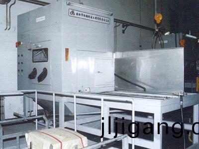 濕(shi)式(shi)數(shu)控(kong)噴砂機